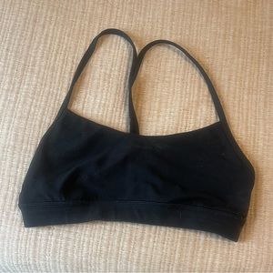 Black flow Y bra